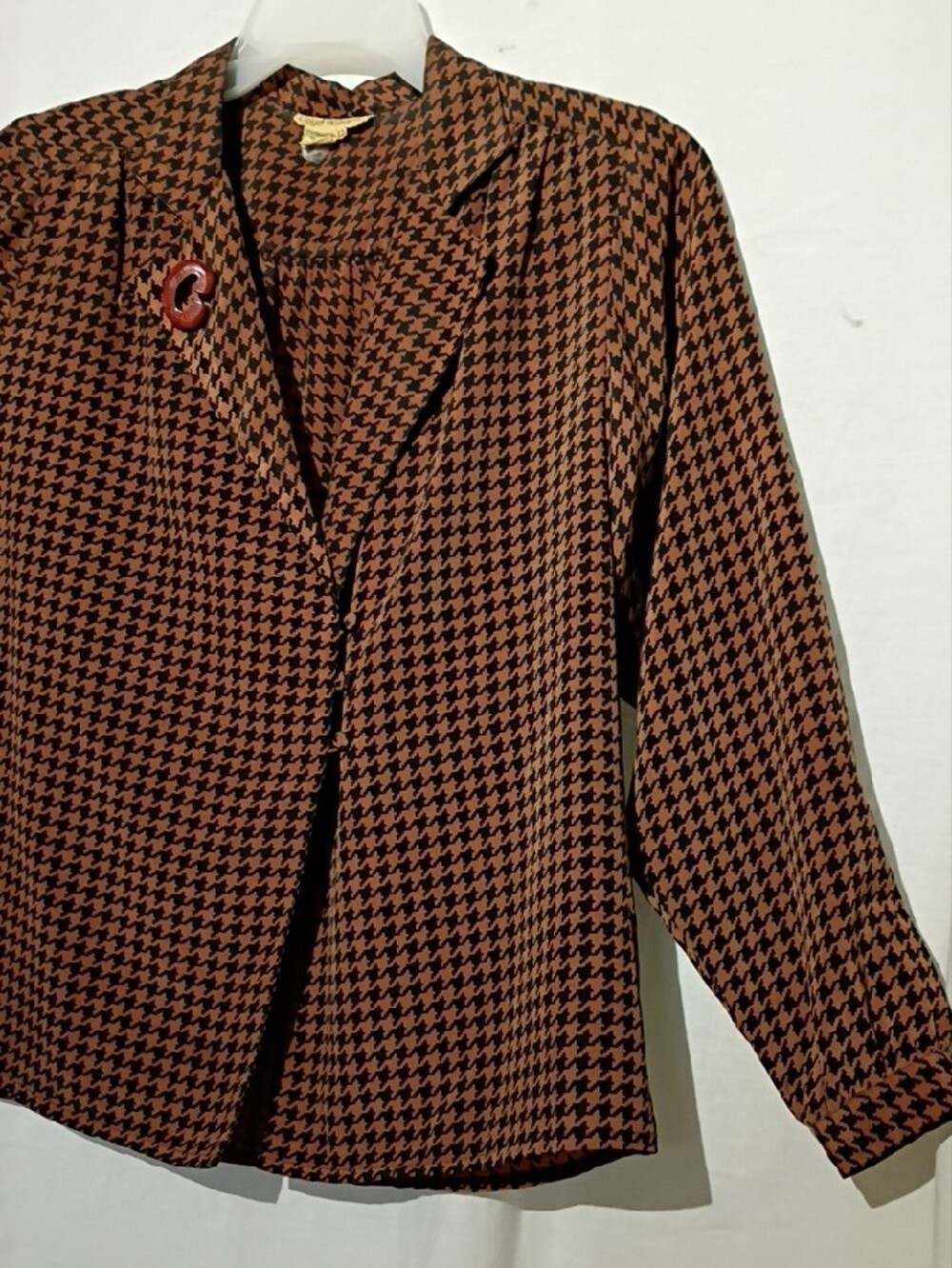 Vintage Tailored Houndstooth Blouse, Oversized, Covered Buttons, Sz 12, NWOT - Picture 6 of 12